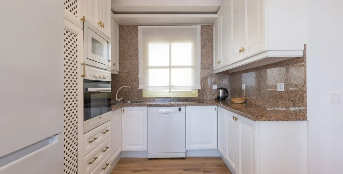 Продажа пентхауса в Elviria 12