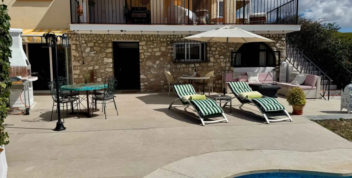 Продажа  отдельно стоящей виллы в Mijas 94