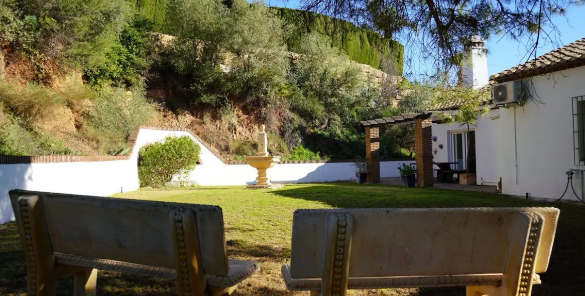 Sale of detached villa in Mijas Golf 13
