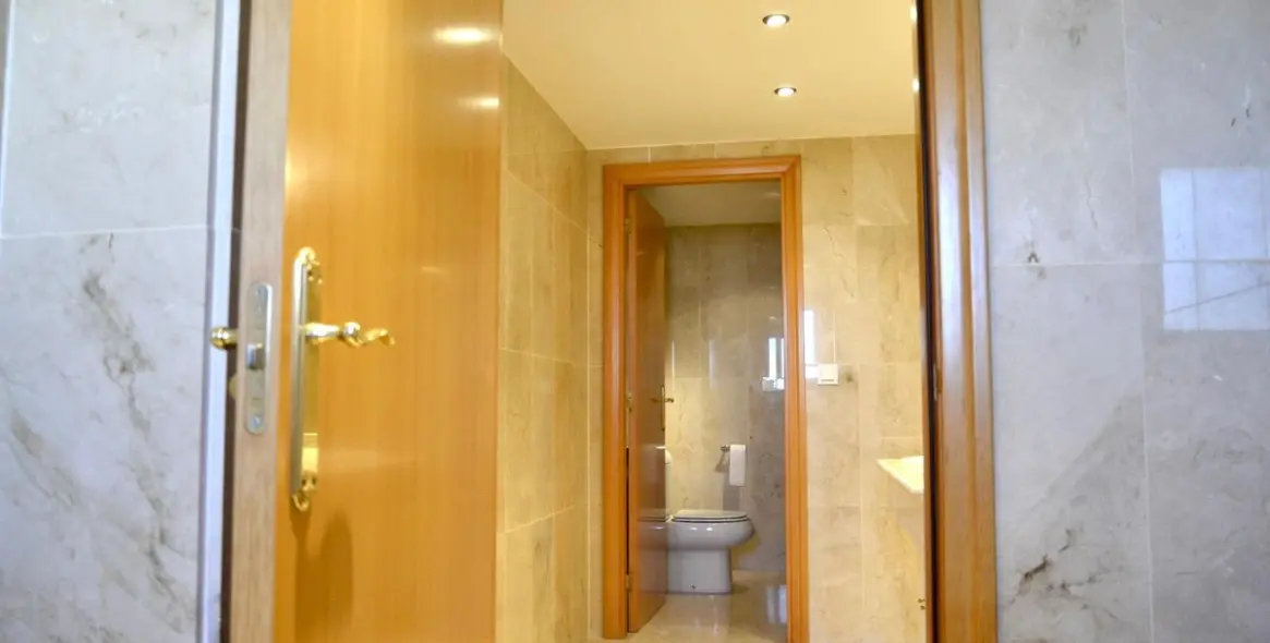 Venta de ático dúplex en Guadalmina Alta 60