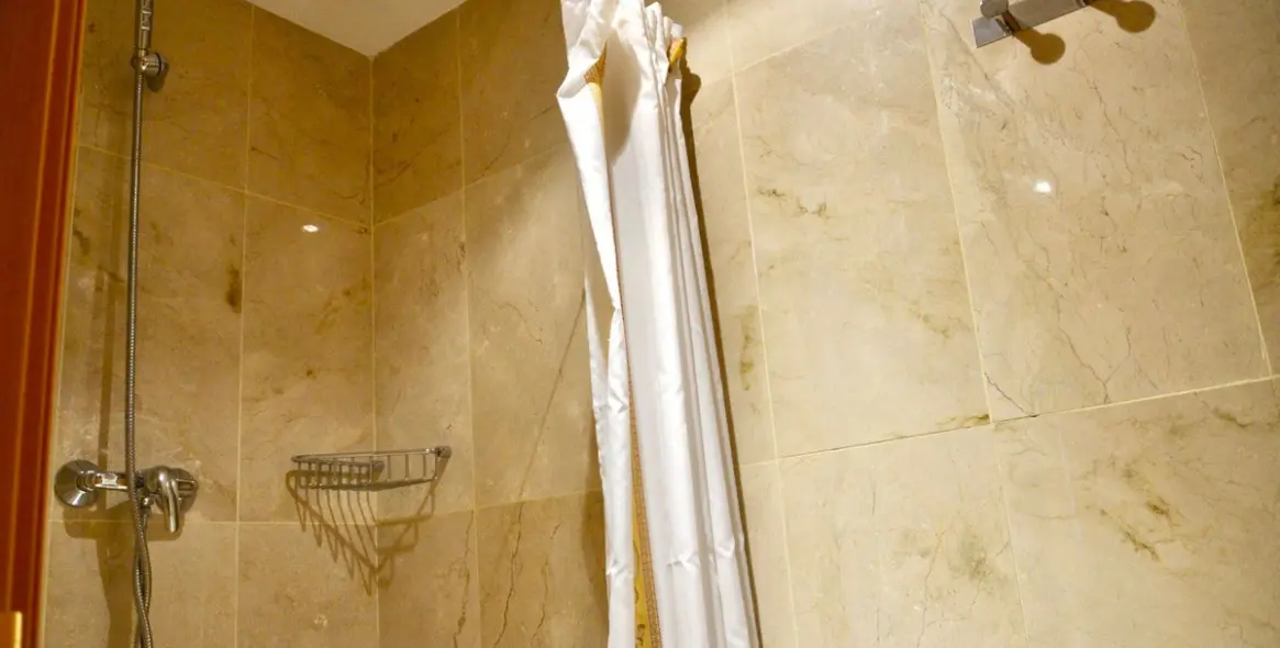 Venta de ático dúplex en Guadalmina Alta 62