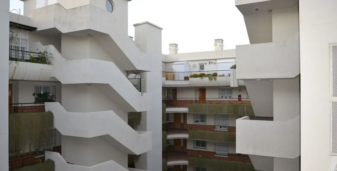 Venta de ático dúplex en Guadalmina Alta 66