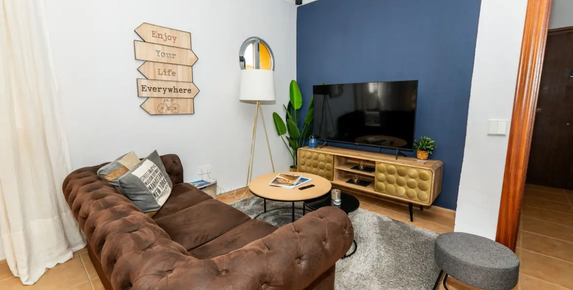 Venta de apartamento en planta media en Marbella 1