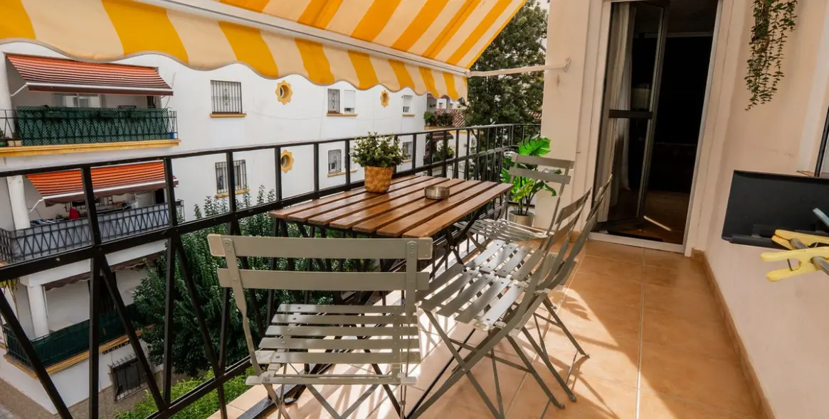 Venta de apartamento en planta media en Marbella 32