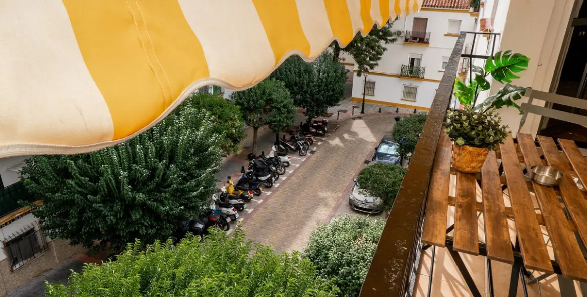 Venta de apartamento en planta media en Marbella 34