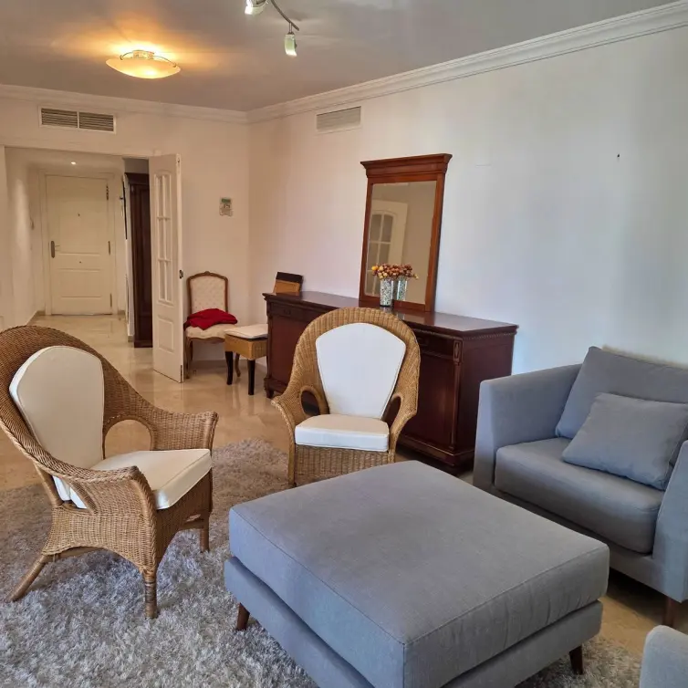 Sale of penthouse duplex in Puerto Banús