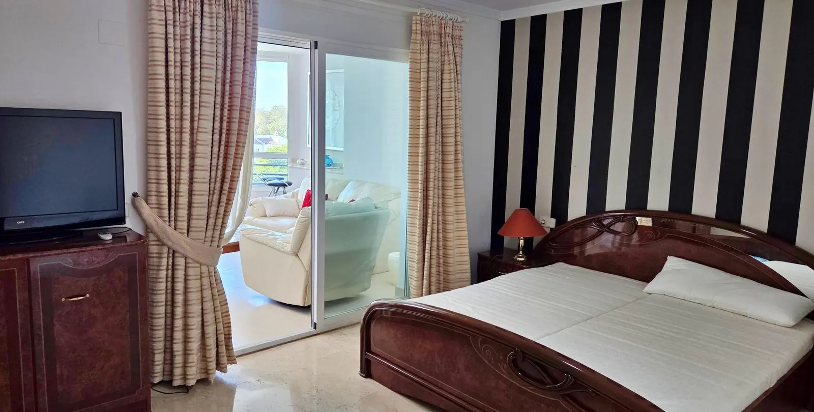 Sale of penthouse duplex in Puerto Banús 8