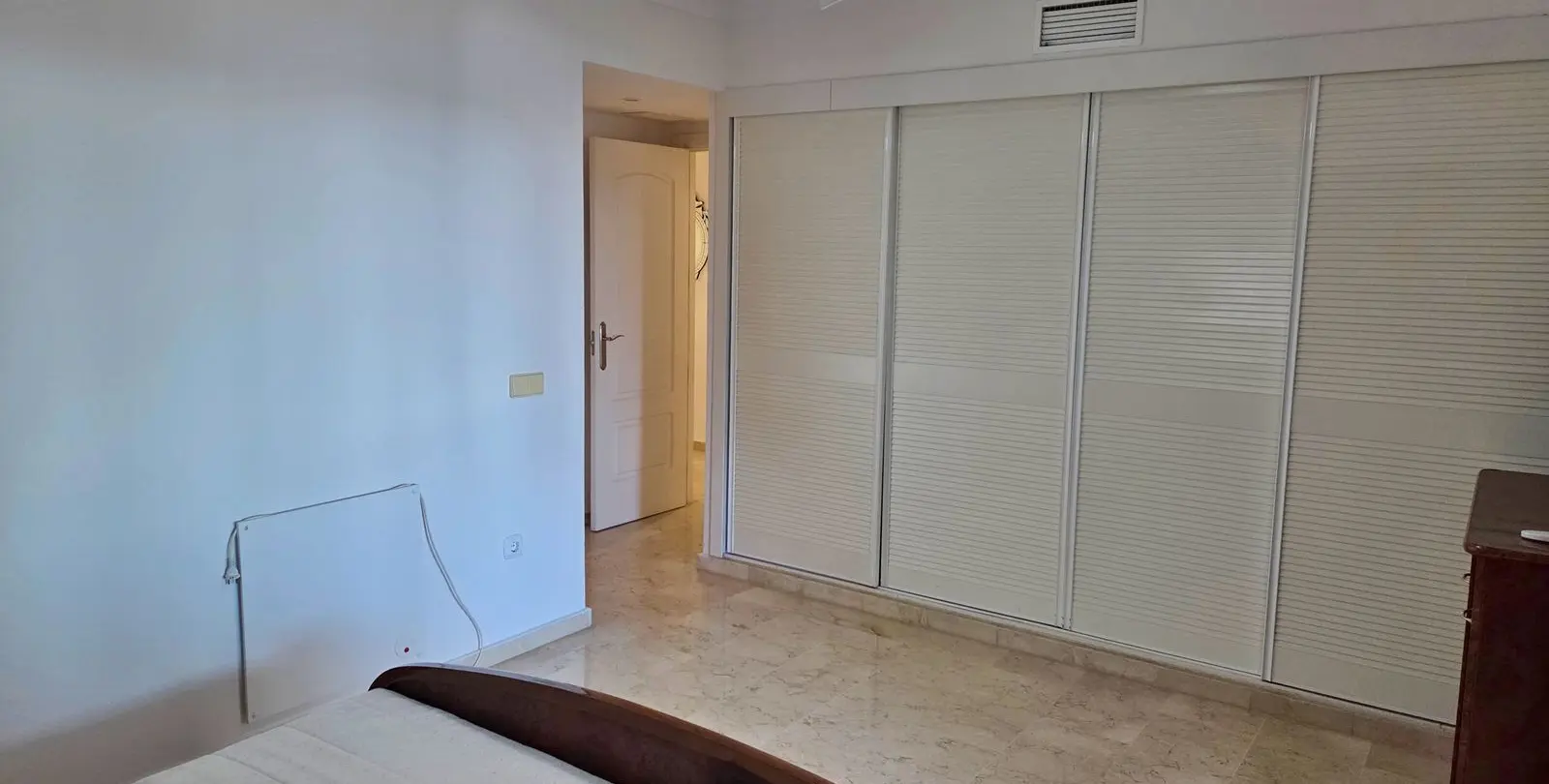 Sale of penthouse duplex in Puerto Banús 9