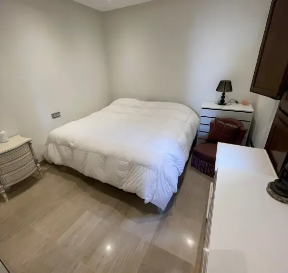 Продажа двухуровневого пентхауса в Estepona