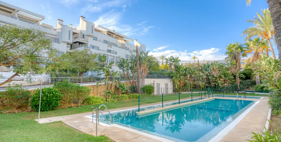 Sale of penthouse in La Cala Golf 18