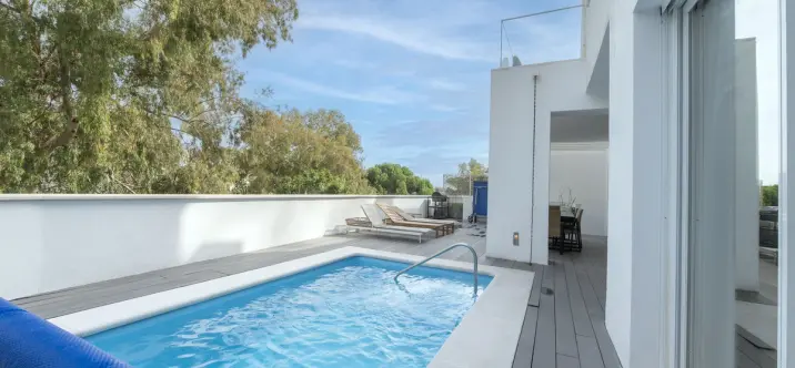 Продажа дома на две семьи в Torremuelle 0