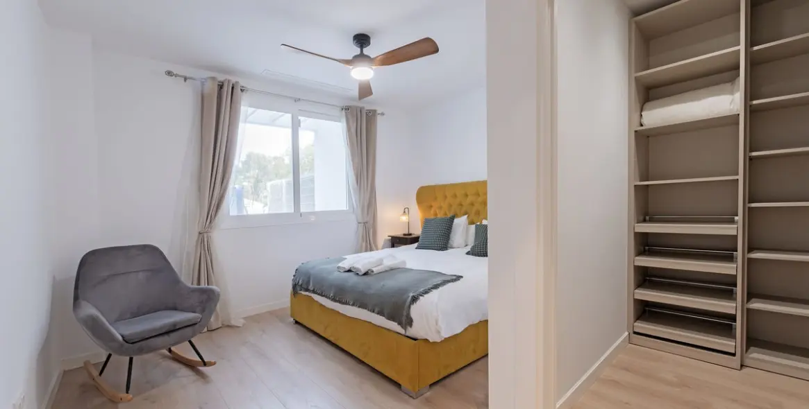 Sale of semi-detached house in Torremuelle 33