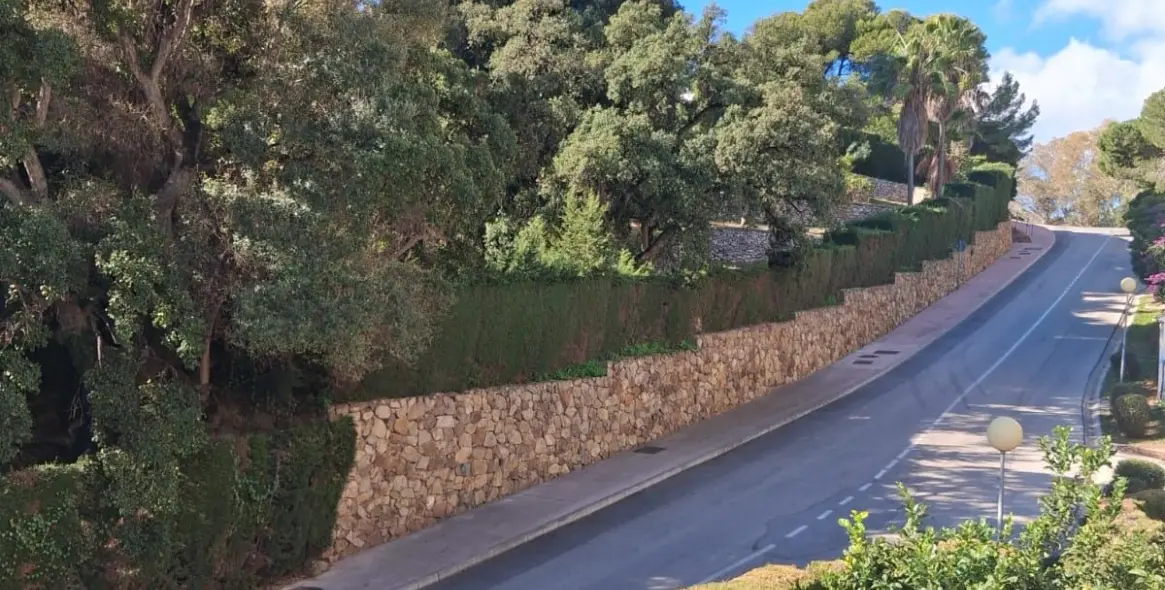 Sale of detached villa in Calahonda 37