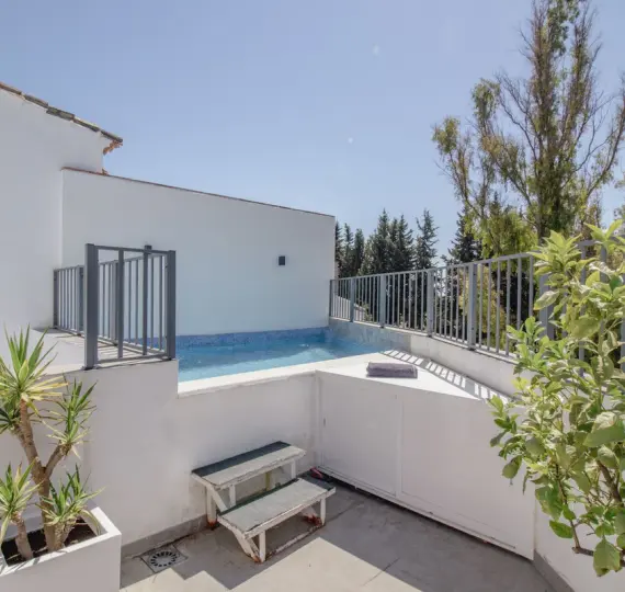 Sale of semi-detached house in San Pedro de Alcántara