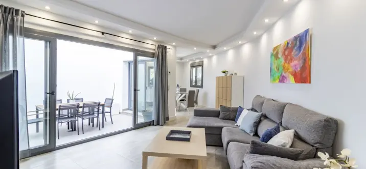 Sale of semi-detached house in San Pedro de Alcántara 1