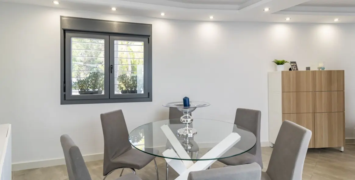 Sale of semi-detached house in San Pedro de Alcántara 30