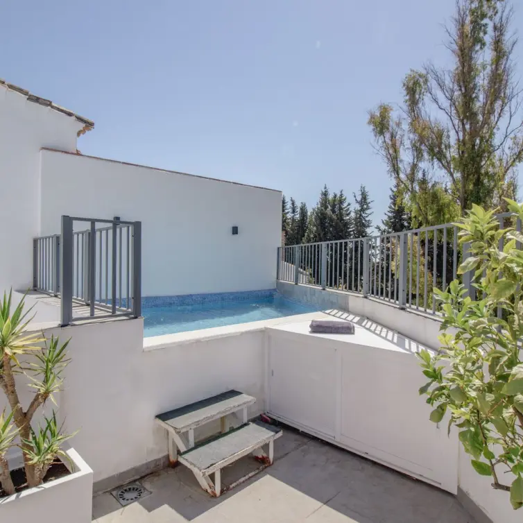 Продажа дома на две семьи в San Pedro de Alcántara