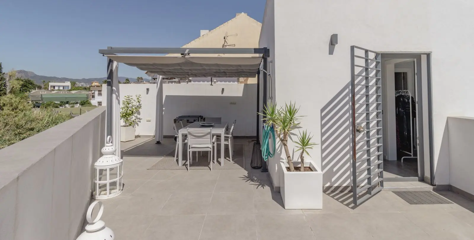 Sale of semi-detached house in San Pedro de Alcántara 28