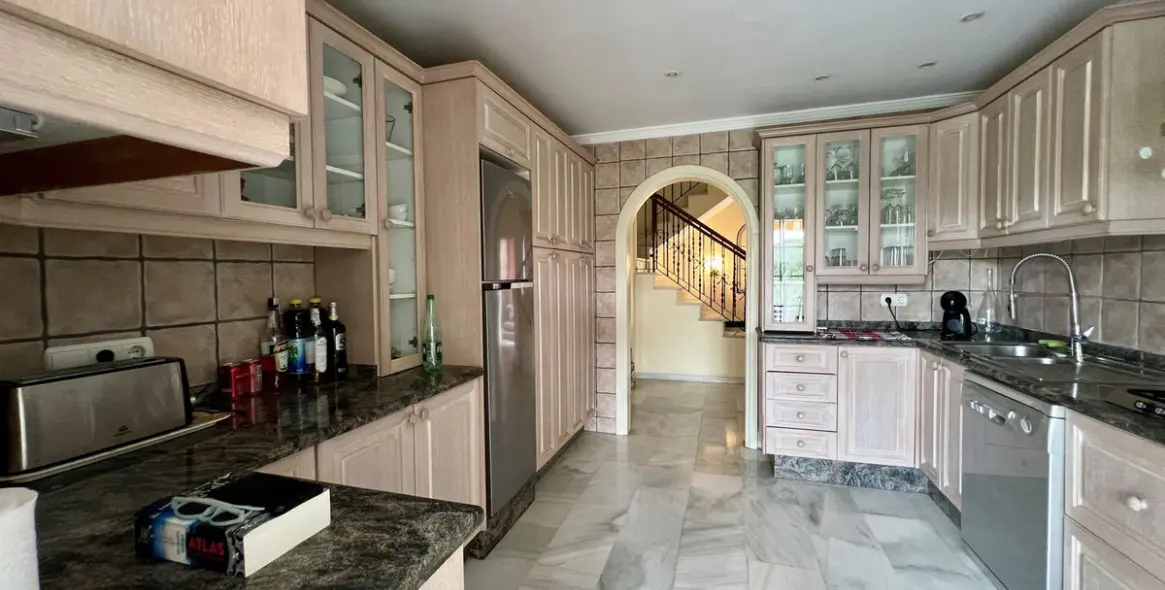 Продажа  отдельно стоящей виллы в Mijas Golf 7