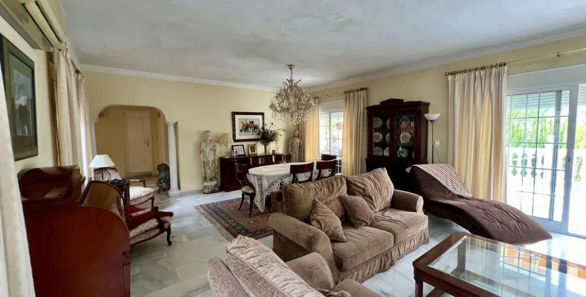 Продажа  отдельно стоящей виллы в Mijas Golf 10