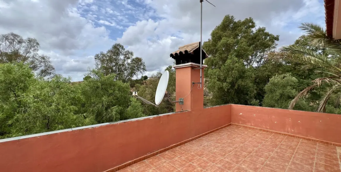 Продажа  отдельно стоящей виллы в Mijas Golf 19