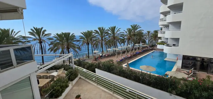 Продажа апартаментов на среднем этаже в Marbella 0