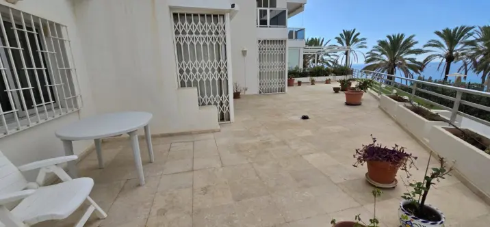 Продажа апартаментов на среднем этаже в Marbella 2