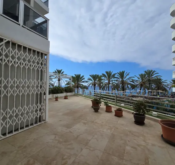 Продажа апартаментов на среднем этаже в Marbella