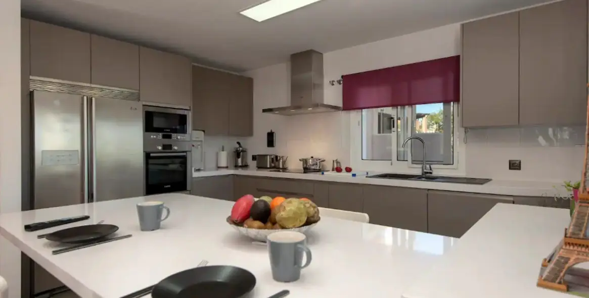 Продажа  отдельно стоящей виллы в Torremolinos 22