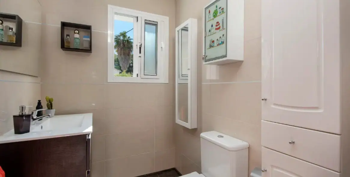 Продажа  отдельно стоящей виллы в Torremolinos 23