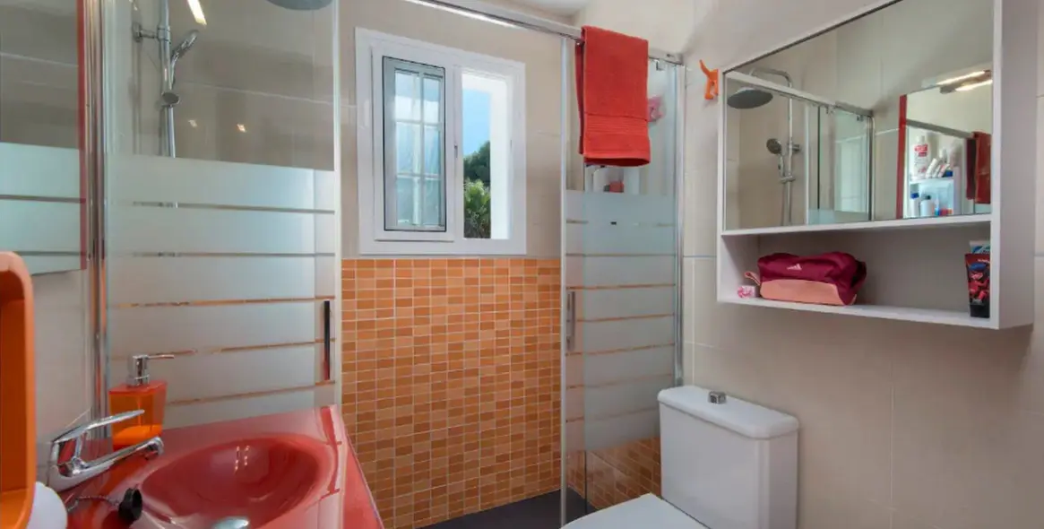 Продажа  отдельно стоящей виллы в Torremolinos 27