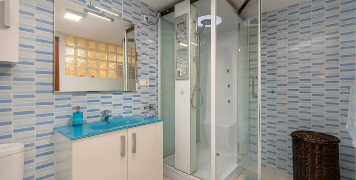 Продажа  отдельно стоящей виллы в Torremolinos 39