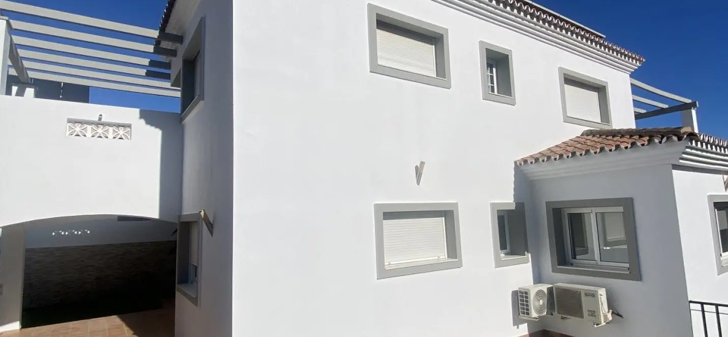 Sale of detached villa in Torremolinos 1
