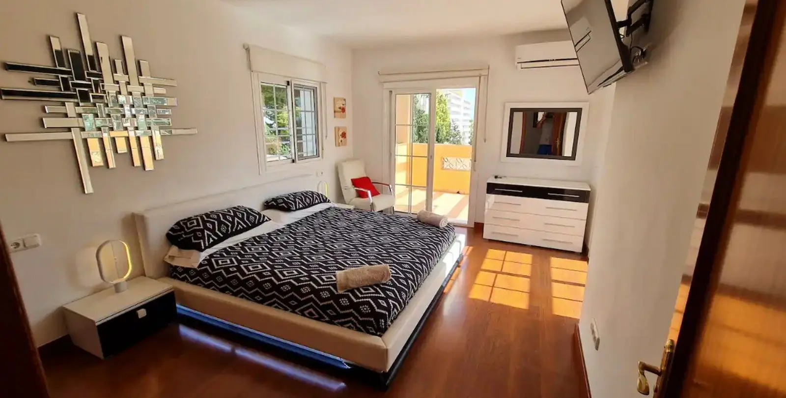 Sale of detached villa in Torremolinos 24