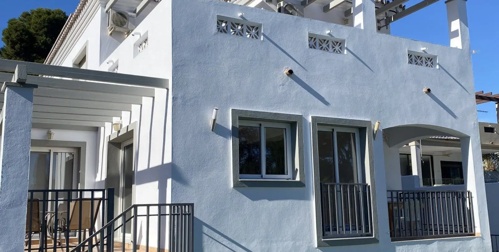 Sale of detached villa in Torremolinos 16