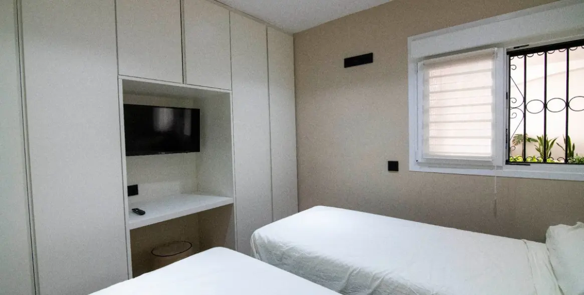 Long-term rent of middle floor apartment in Puerto Banús 16