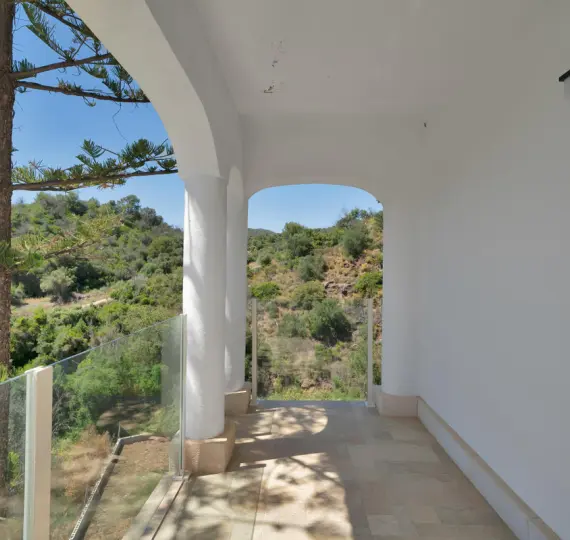 Oтдельно стоящая вилла R5047948