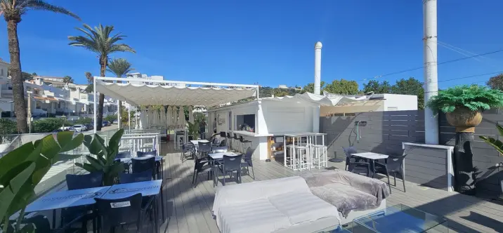 Venta de restaurante en Torreguadiaro 0