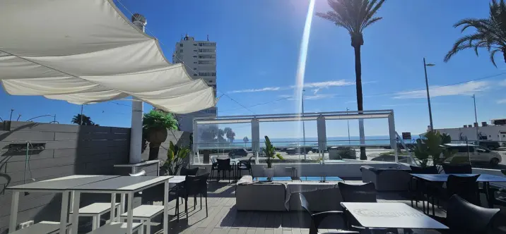 Venta de restaurante en Torreguadiaro 4