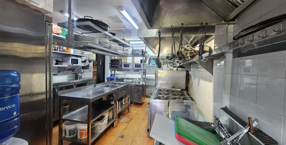 Продажа ресторана в Torreguadiaro 15