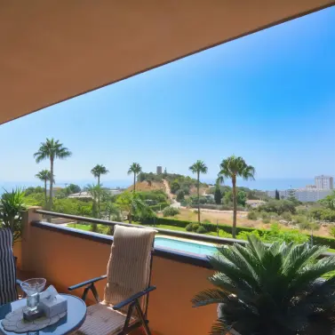 Venta de apartamento en planta media en Fuengirola