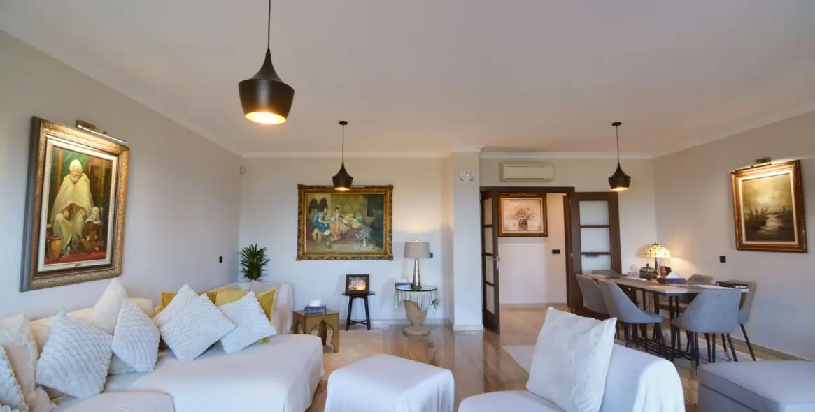 Sale of middle floor apartment in Fuengirola 8