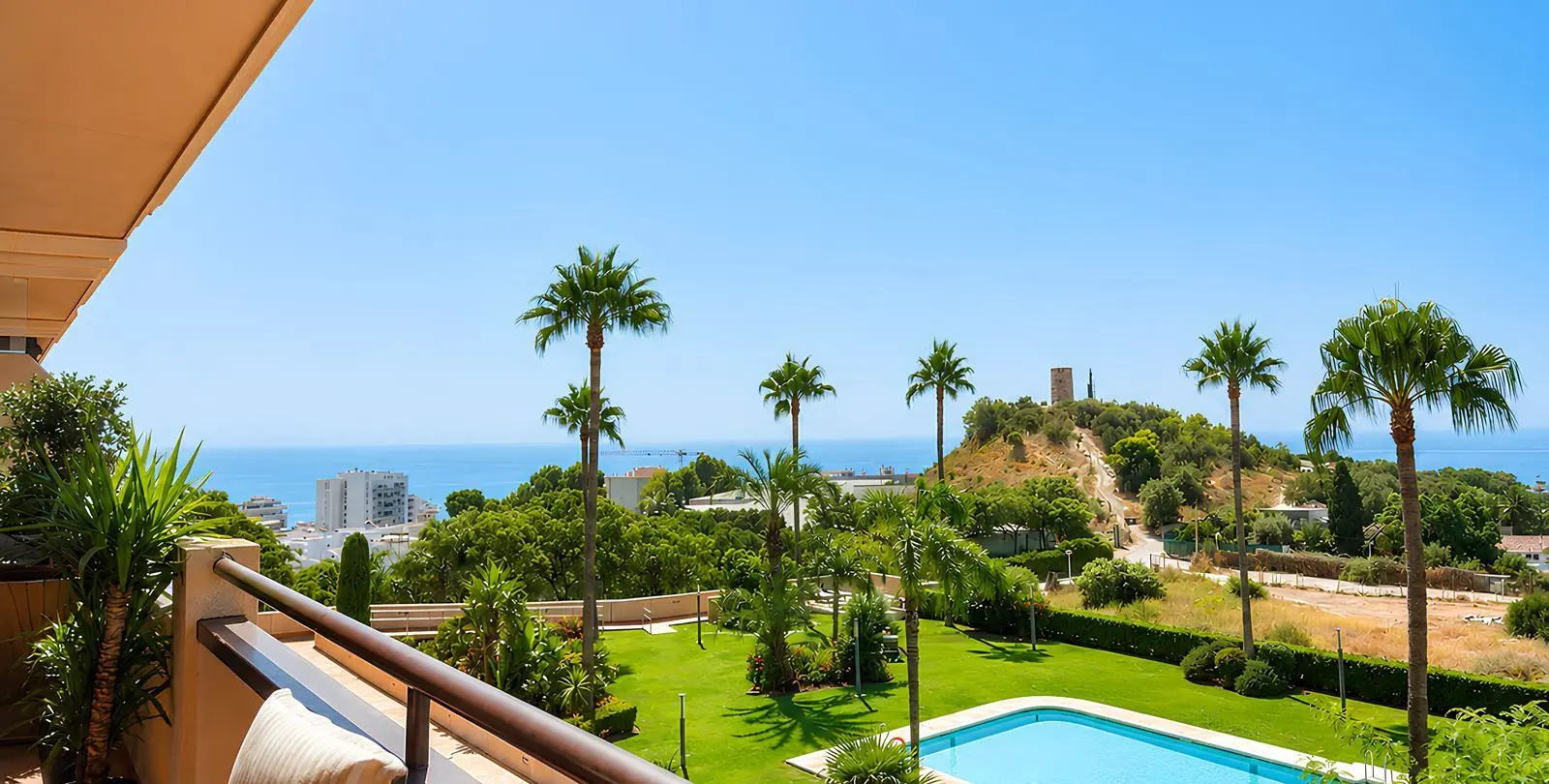 Venta de apartamento en planta media en Fuengirola 39