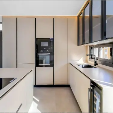 Sale of penthouse in Nueva Andalucía