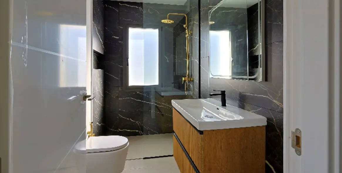 Sale of penthouse in Nueva Andalucía 14