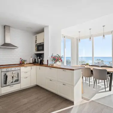 Sale of detached villa in El Faro