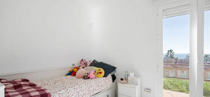 Sale of detached villa in El Faro 4