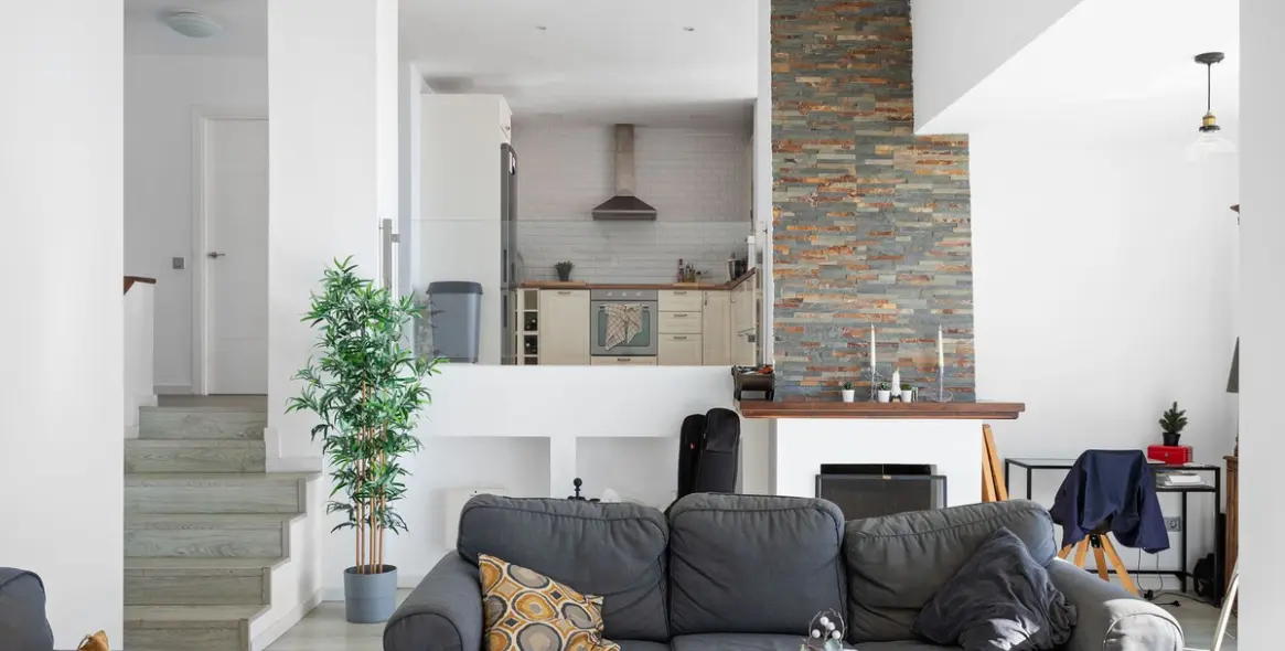 Sale of detached villa in El Faro 15