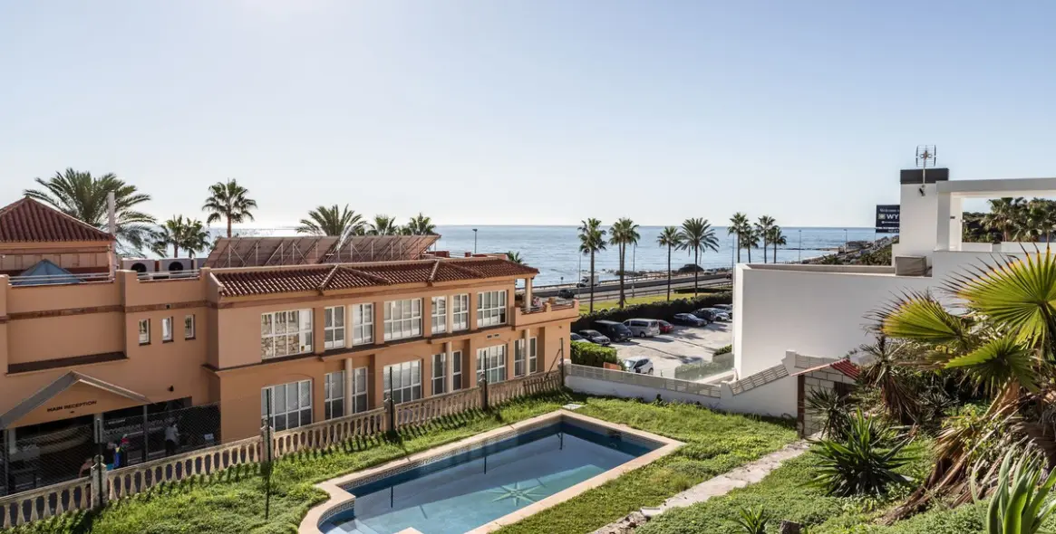 Sale of detached villa in El Faro 24