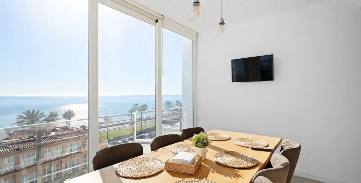 Sale of detached villa in El Faro 3